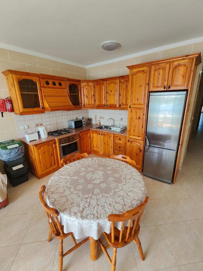 Seaview Apartment Zebbug  Luaran gambar